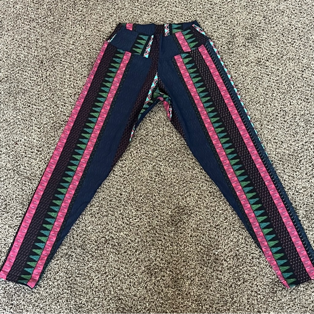 Liquido Colorful Patterned leggings